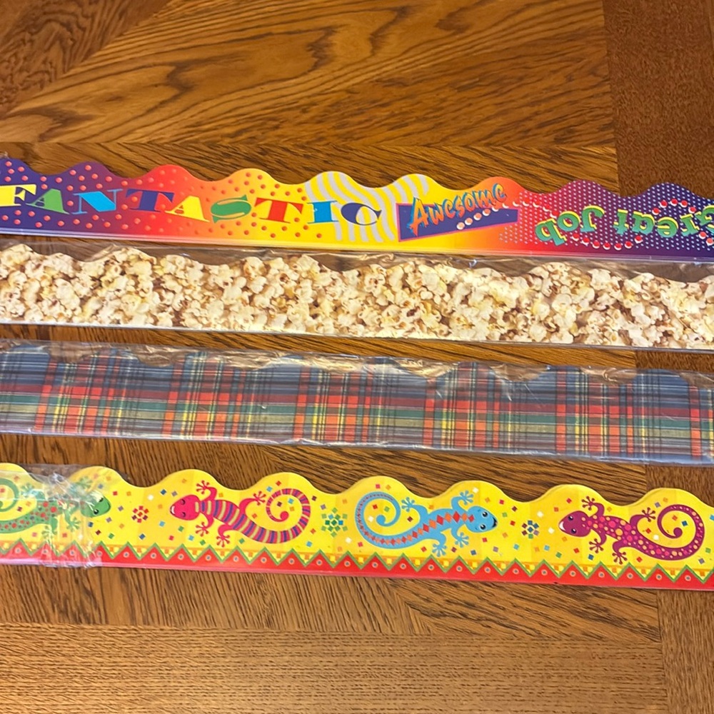 Classroom Bulletin Borders: Geckos, Popcorn, Plaid, Positive Words